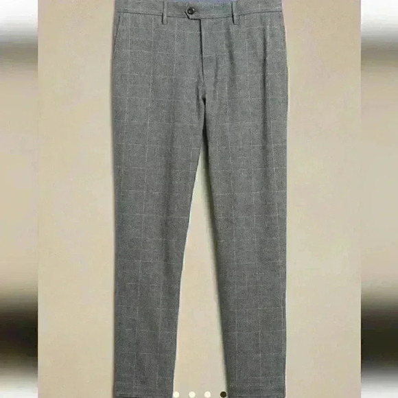 Banana Republic Plaid Grayson Slim-Tapered Fit Pant - Picture 5 of 10